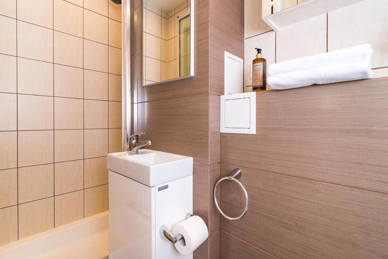 Bagno 7 - Modern By Renters Apartament