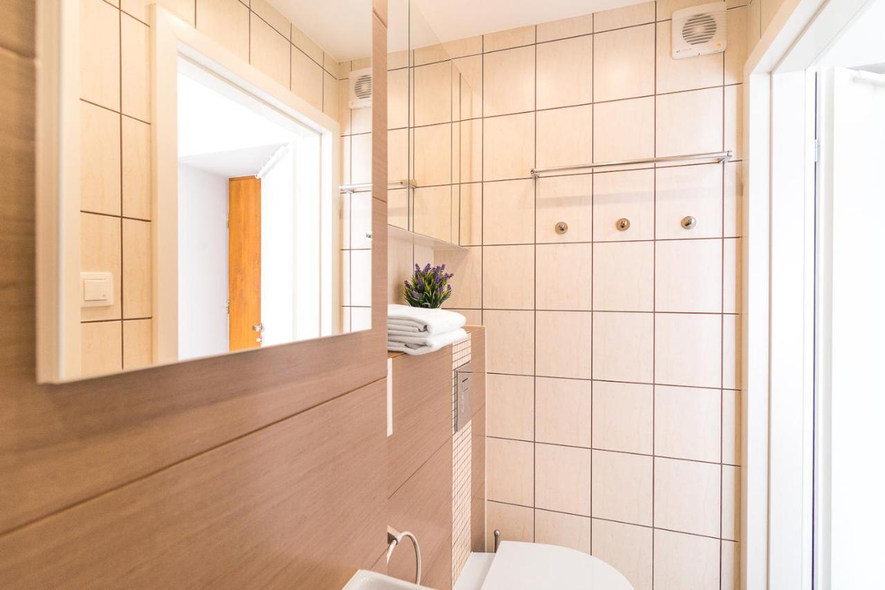 Bagno 7 - Modern By Renters Apartamento *